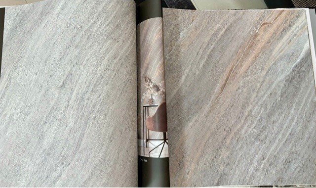 wallหินอ่อน ม้วนใหญ่ 15ตรม. กว้าง 1.06 m  ยาว 15.6 mbm