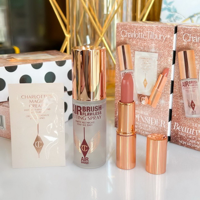 Charlotte Tilbury Sephora Beauty Insider Flawless Look Birthday Set ( 3 Items ) ทรีโอ้เซตเมคอัพ 3 ตัวดังไซซ์มินิ มีทั้งลิปแมทท์สีชมพูนู้ดในตำนาน สเปรย์ล็อคผิวนางฟ้า และเมจิกครีม สาวก Charlotte Tilbury ห้ามพลาดด้วยประการทั้งปวง