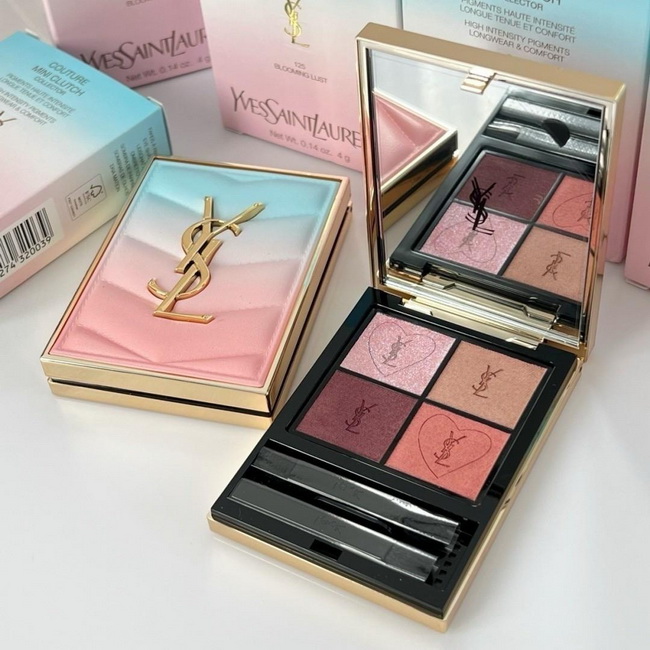 YSL Yves Saint Laurent Couture Mini Clutch Eyeshadow Palette #125 Blooming Lust 4 g. กล่องครบ ผลิตใหม่  พาเลตต์อายแชร์โดว์สะกดสายตา 4 เฉดสีเนื้อแมตต์ เมทัลลิคและแวววาว มีส่วนผสมของน้ำมันธรรมชาติ ได้แก่ Coffee seed oil, Sweet almond oil และ Prickly pear oi