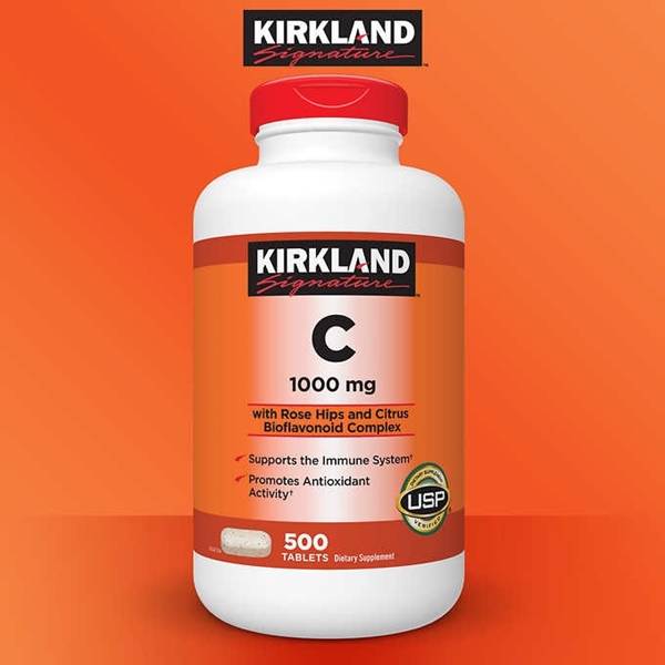 Kirkland Signature Vitamin C 1000 mg. 500 Tablets วิตามินซียอดขายอันดับ 1 ของอเมริกา ช่วยเสริมสร้างภูมิคุ้มกัน ลดการก่อสารอนุมูลอิสระ ช่วยให้สุขภาพดี ทั้งยังช่วยให้ผิวกระจ่างใสจากภายใน