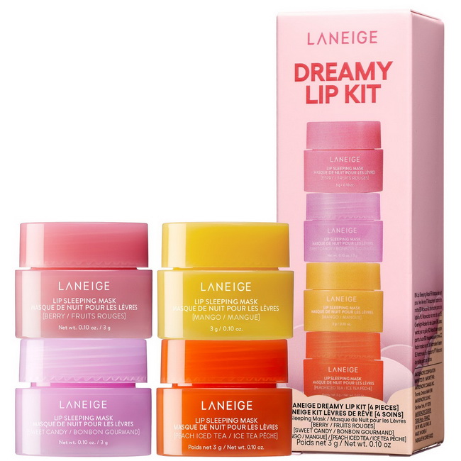 Laneige Dreamy Lip Kit ตื่นมาปากนุ่มชุ่มชื่นทุกวันกับ LANEIGE Dreamy Lip Kit ด้วยเซ็ตลิปสลีปปิ้งมาสก์ที่ได้รับความนิยมถึง 4 ชิ้น โดยชุดนี้จะนำกลิ่น เบอร์รี่,ขนมหวาน,มะม่วง และ ชาเย็นพีช ด้วยส่วนผสมของ Berry Fruit Complex (ส่วนผสมของน้ำทับทิม องุ่น และน้ำร
