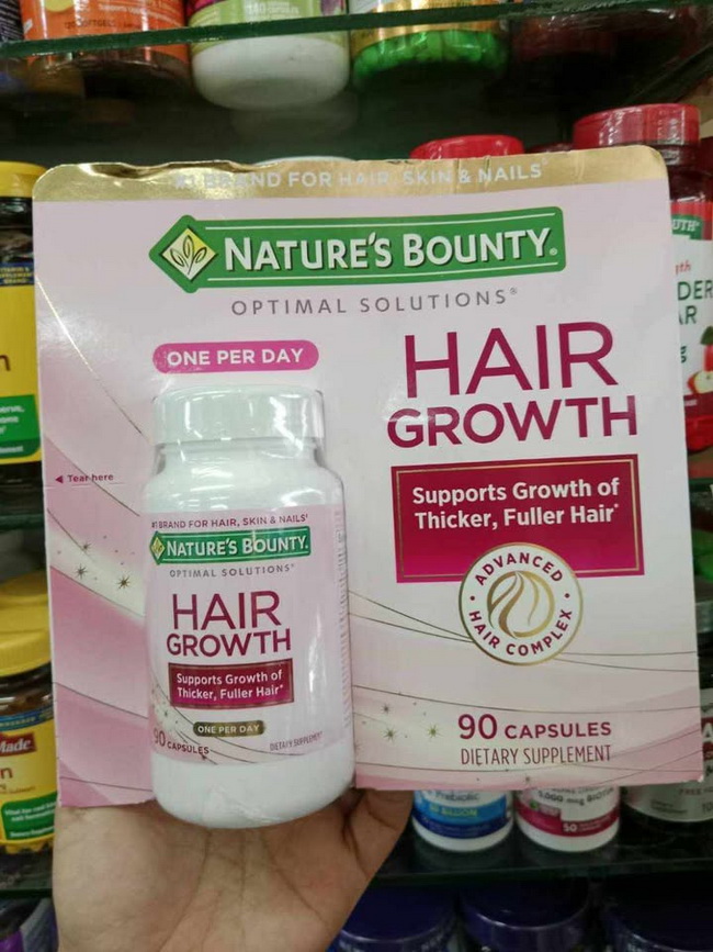 Nature's Bounty Optimal Solutions Hair Growth 90 Capsules วิตามินแก้ผมร่วง เร่งผมหนา ให้ยาวและแข็งแรง สูตรใหม่เข้มข้นเห็นผลใน 1 กระปุก 3 เดือน มีไบโอติน 10,000 มิลิกรัม เน้นๆๆเร่งผมยาว ผมหนา ดูเต็มขึ้น มี ADVANCED HAIR COMPLEX 160 มิลลิกรัม ประกอบด้ว