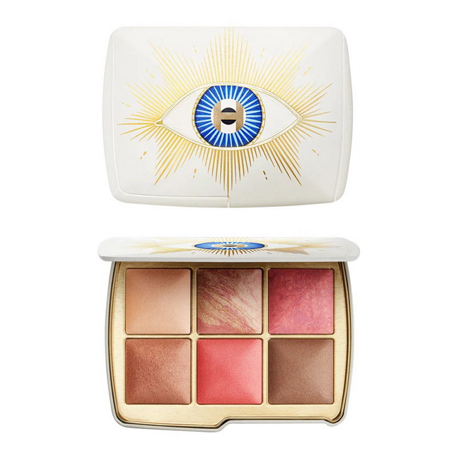HOURGLASS Ambient Lighting Edit Unlocked Evil Eye Palette (Limited Edition)สำหรับสาวผิวขาวถึงผิวกลาง เฟชพาเลตต์รุ่นลิมิเต็ด Evil Eye จาก Hourglass Holiday 2024 พกตลับเดียวคือจบที่มาพร้อมกับ 5 เฉดสีใหม่ ไม่ต้องกลัวซ้ำพาเลทคอลเลคชั่นเดิมที่เคยมี เป็นสีที่สา