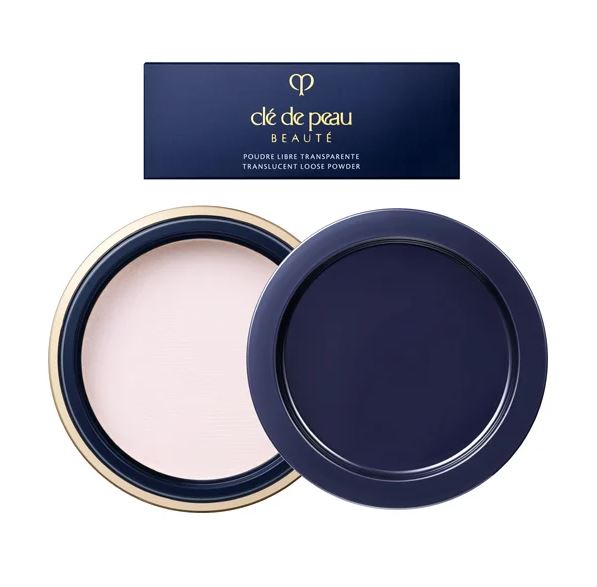 Cle de Peau Beaute Translucent Loose Powder N 26g. Refill แบบรีฟิล แป้งฝุ่นโปร่งแสงเนื้อละเอียด บางเบา เนียนสนิทไปกับผิว ควบคุมความมัน ผิวไม่แห้งกร้านพร้อมช่วยอำพรางริ้วรอย มอบผลลัพธ์ติดทนนาน ให้ผิวดูนวลเนียน สม่ำเสมอ ดูเป็นธรรมชาติ ป้องกันไม่ให้เครื่องสำ
