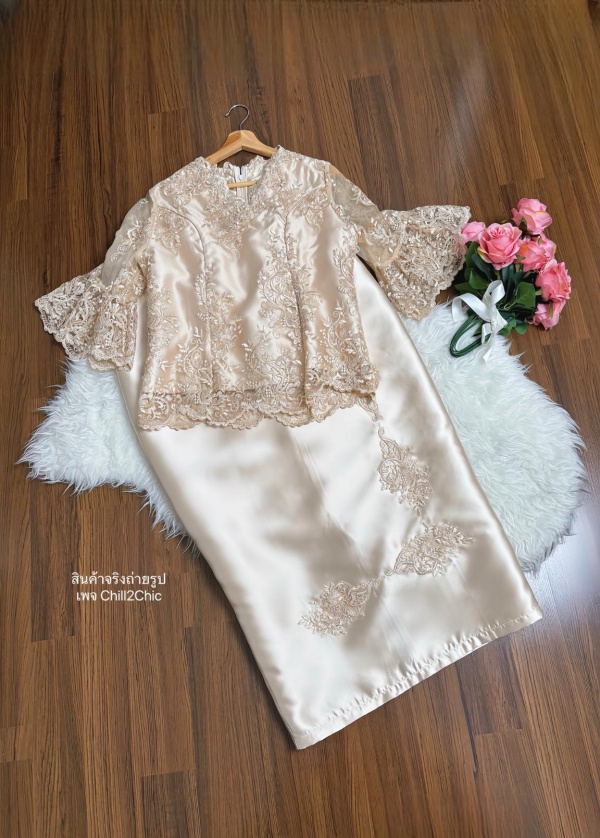 Set เสื้อ +ผ้าถุง ชุดแม่เจ้าบ่าว ชุดแม่เจ้าสาวสีฟ้า  ชุดเจ้าภาพงาน