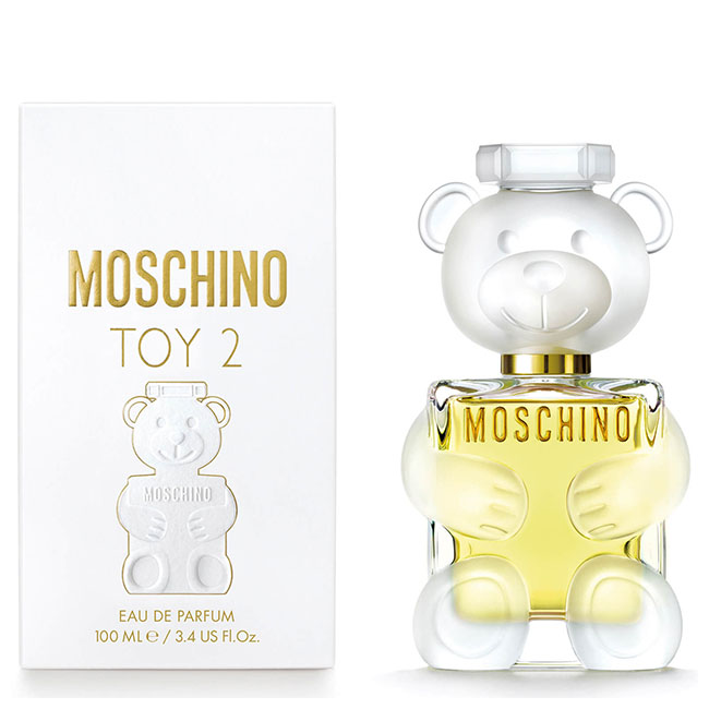 Moschino Toy 2 Eau de Parfum Natural Spray 100 ml. หัวสเปร์ย น้ำหอมของแท้ น้ำหอมสำหรับสุภาพสตรีมาในขวดรูปเท็ดดี้แบร์แสนน่ารัก พร้อมแนวกลิ่นหอมสดใสเย้ายวนในโทน Floral Aroma เปิดกลิ่นด้วยความสดใสของผลไม้ซิตรัส ตามด้วยความอ่อนหวานของดอกไม้นานาพันธุ์