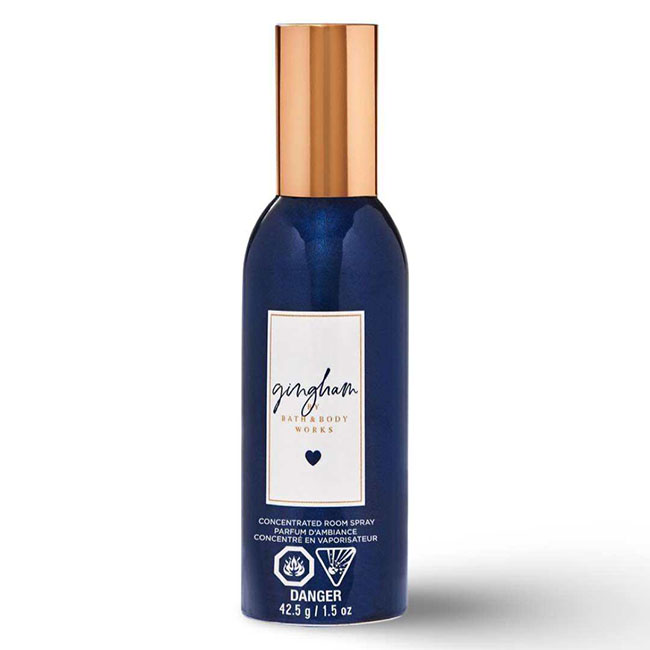 Bath and Body Works Gingham Concentrated Room Spray 42.5 g สเปรย์ปรับอากาศ ขวดเล็ก แต่ฉีดได้มากถึง 250ครั้ง++ เหมาะสำหรับใช้ฉีดเพื่อปรับอากาศ ให้เกิดกลิ่นหอมภายในเวลาอันรวดเร็ว ใครที่ต้องการเอาไว้ใช้ดับกลิ่นอับ กลิ่นไม่พึงประสงค์แบบด่วนๆ ขอแนะนำสินค้า