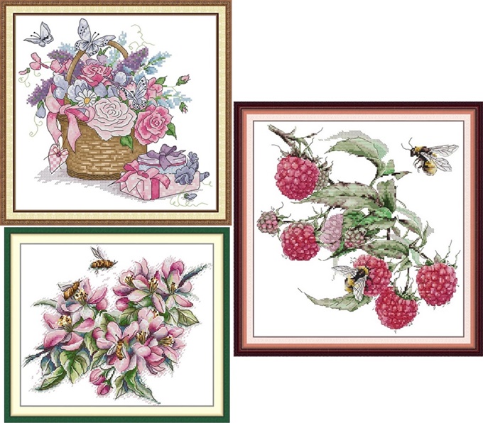 Flower, bees, butterflies, berries (ไม่พิมพ์/พิมพ์ลาย)