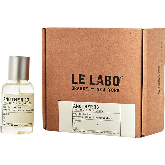LE LABO Another 13 Eau de Parfum Natural Spray 30 ml. น้ำหอมกลิ่นสุดพิเศษ สำหรับยูนิเซ็กส์ จากเลอ ลาโบ โดดเด่นด้วย Ambroxyde มอบกลิ่นหอมที่น่าหลงใหลและมีเอกลักษณ์เฉพาะตัว ด้วยกลิ่นหลักๆ จะเป็นแนว Ambroxan, Musk และ Woody ผสมผสานกันได้อย่างลงตัว ให้ความรู้