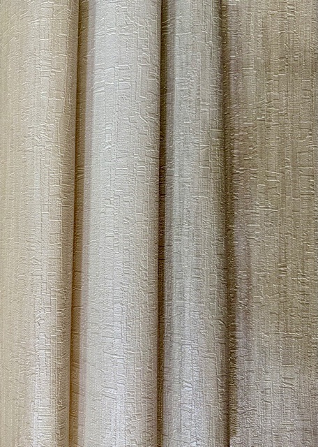 ราคาพิเศษ  ยาว10 ม. กว้าง53 ซม. ม้วน 5ตรม มันวาวc