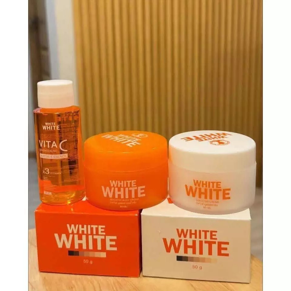 Light White Body cream ครีมไลท์ไวท์ บอดี้ครีม ในตำนาน ( 2กระปุก แถมสบู่ )