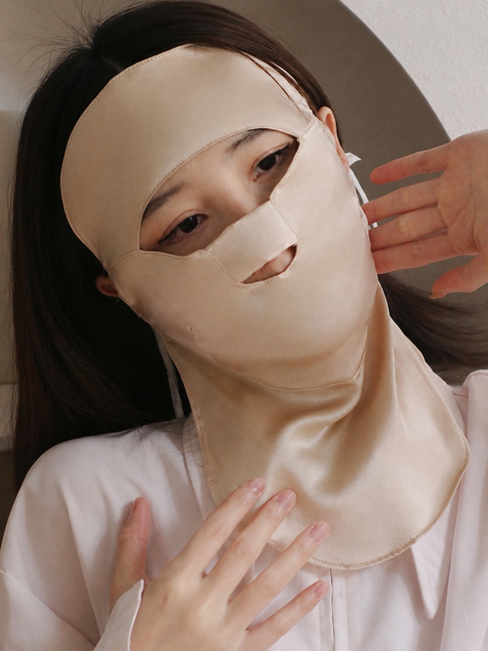 7U001.2 ปิดหน้าและคอ Silk UV Face Mask หน้ากากผ้าไหมกันแดด ป้องกันรังสี UV ดูแลผิวหน้า