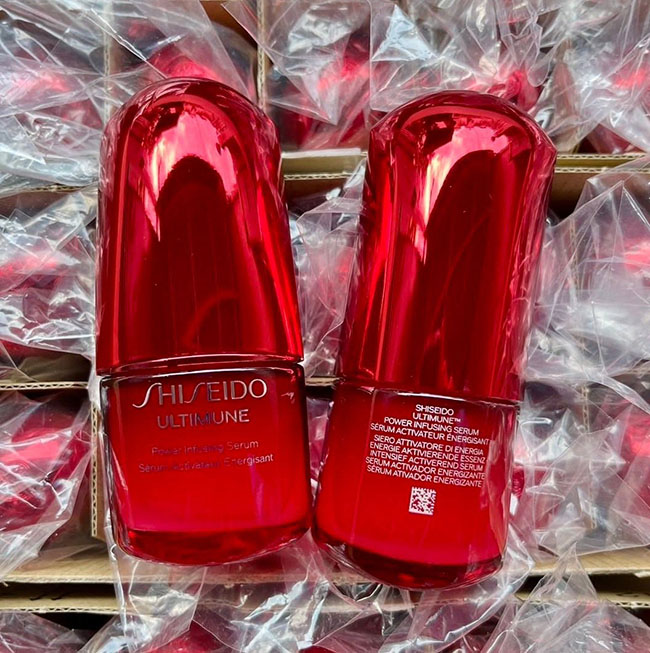 Shiseido New Ultimune Power Infusing Concentrate ขนาดทดลอง 15ml. (No Box) สูตรอัพเกรดใหม่ล่าสุด พร้อมสารบำรุงตัวใหม่ เพื่อผิวอ่อนเยาว์กว่าที่เคย สูตรใหม่ ผสาน Power Fermented Camellia+ ส่วนผสมทรงประสิทธิภาพเอกสิทธิ์จาก SHISEIDO ที่ช่วยกำจัดเซลล์ผิวที่เสื่