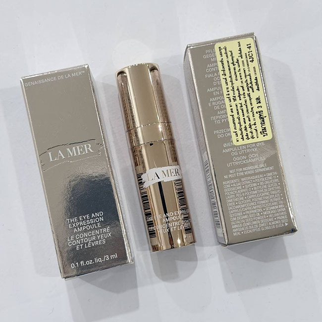 LA MER Genaissance de La Mer The Eye and Expression Ampoule ขนาดทดลอง 3ml. เซรั่มบำรุงจากลาแมร์สูตรใหม่ จัดการริ้วรอยร่องลึกอย่างตรงจุด บริเวณหน้าผาก ริ้วรอยรอบหางตา เส้นริ้วระหว่างคิ้ว แก้ม และร่องแก้มข้างจมูก แลดูตื้นเรียบเนียนขึ้น ให้ผิวนุ่มเด้ง, ยืดหย