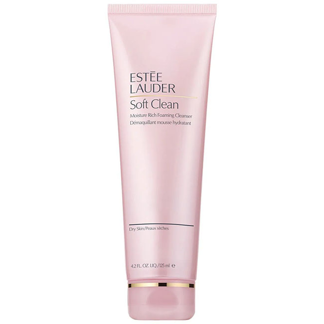 Estee Lauder Soft Clean Moisture Rich Foam Cleanser 125ml. โฟมล้างหน้าสูตรพิเศษสำหรับผู้ที่มีผิวแห้งและผิวแพ้ง่าย เนื้อโฟมเปลี่ยนเป็นฟองครีมหนานุ่ม ล้างออกง่าย ให้ความรู้สึกสบายผิวหลังล้างหน้า โดยไม่ทำให้ผิวหน้าแห้งตึงอ่อนโยน ไม่ระคายเคืองผิว แม้ผิวแพ้ง่า