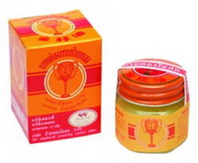 Golden Cup Balm 12 g ยาหม่องตราถ้วยทอง