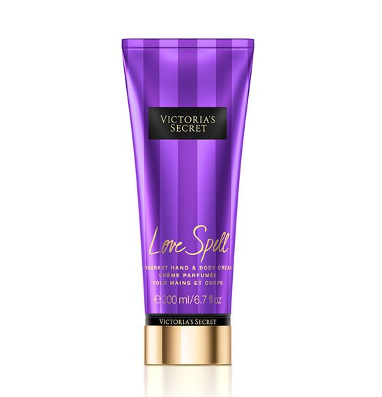 **พร้อมส่ง**Victoria's Secret Love Spell Fragrant Hand & Body Cream 200ml. บอดี้ครีมน้ำหอมสูตรบำรุงเข้มข้น กลิ่นนี้จะเป็นกลิ่นหอมคล้ายซูกัส ออกเปรี้ยวซนและหวานหอมลงตัวมีส่วนผสมของกลิ่นลูกพีช/มะลิขาว/และดอกซากุระได้กลิ่นแล้วเป็นต้องหลงเสน่ห์ ในแบบ