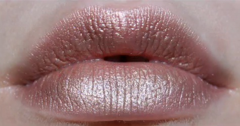 ** พร้อมส่ง ** NYX Round lipstick LSS563 Golden Luster 