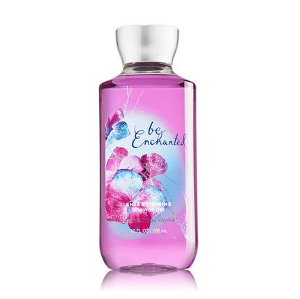 Bath & Body Works Be Enchanted Shea & Vitamin E Shower Gel 295ml. เจลอาบน้ำกลิ่นหอมหวานของมวลดอกไม้นานาพรรณ ให้ความรู้สึกหอมหวาน กลิ่นนี้หอมน่ารักมากๆคะ 