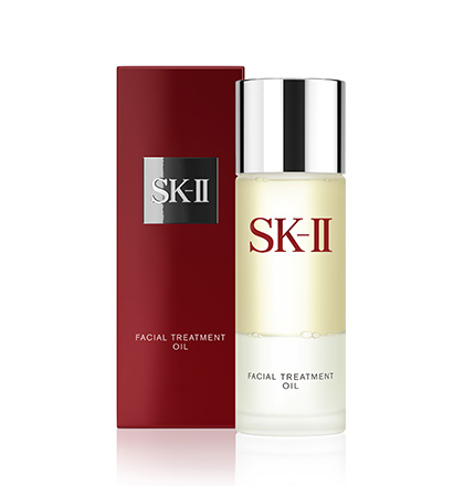 SK-II Facial Treatment Oil 50 ml. สุดยอดนวัตกรรมด้วยสัมผัสแห่งออยล์และพิเทร่า ที่ลงตัว เพื่อมอบความชุ่มชื้นสู่ผิวได้อย่างเต็มที่ ช่วยฟื้นบำรุงผิวแห้งมอบประสบการณ์ผิวชุ่มชื้นกระจ่างใสที่คุณจะต้องหลงใหล