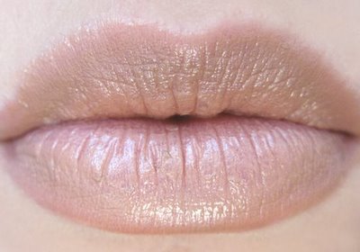 ** พร้อมส่ง ** NYX Round lipstick LSS522 Circe