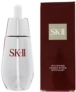 SK-II Whitening Power Spots Specialist 50ml. ซีรั่มเข้มข้นที่ตรงเข้าจัดการกับ ทั้งจุดด่างดำที่ลดเลือนยากและจุดด่างดำที่ซ่อนเร้นอยู่ใต้ผิว ป้องกันการเกิดจุดด่างดำตั้งแต่ยังมองไม่เห็น พร้อมจัดการจุดด่างดำบนผิวให้ดูจางลง