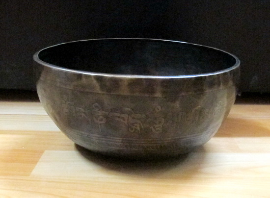 S017 ขันวนตีมือทิเบต 26 cm(ขันสวดมนต์ทิเบต) Tibetan Singin Bowl