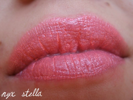 ** พร้อมส่ง ** NYX Round lipstick LSS564A Stella สีชมพูอมส้มประกายชิมเมอร์