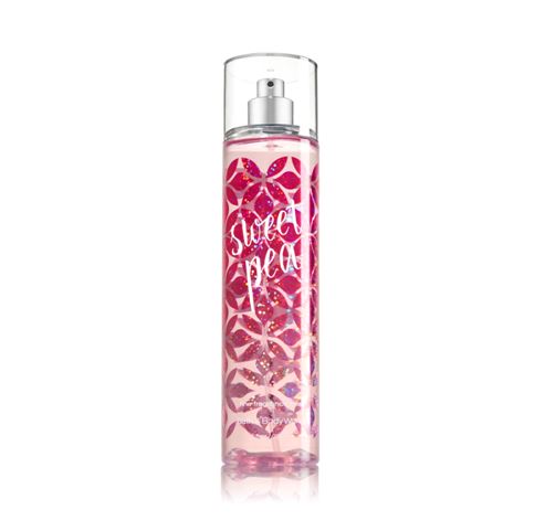 Bath & Body Works Sweet Pea Fine Fragrance Mist 236 ml. สเปร์ยน้ำหอมที่ให้กลิ่นติดกายตลอดวัน กลิ่นดอกสวีทพี หอมหวานสดใส คล้ายเยลลี่สีชมพูในถ้วยใส มีกลิ่นผสมของผลแพร์กับราสเบอร์รี่ ทำให้กลิ่นนี้เป็นที่ติดใจของสาวๆวัยรุ่นจนยากจะเปลี่ยนใจเลยค