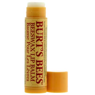 BURT'S BEES : Beeswax Lip Balm ผลิตภัณฑ์ที่มีชื่อเสียงที่สุดของ เบิร์ตส์ บีส์ มีส่วนผสมสำคัญคือลาโนลิน โคโคนัท ออยล์ และซันฟลาวเวอร์ออยล์ คุณสมบัติพิเศษที่เลื่องชื่อของบีส์แวกซ์ คือการกักเก็บความชุ่มชื่น จึงสามารถคืนความชุ่มชี่นให้กับริมฝ