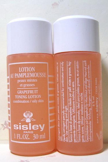 **พร้อมส่ง**Sisley Grapefruit Toning Lotion - combination/oilly skin ขนาดทดลอง 30 ml. โลชั่นปรับสภาพผิว สารสกัดจากพืชธรรมชาจากเกรปฟรุต ช่วยควบคุมการผลิตน้ำมัน ขจัดเซลผิวเก่าให้ออกไป และกระชับรูขุมขนโดยไม่ทิ้งความแห้งกร้าน แม้ใช้ขณะเป็นสิวก็ไม่รู้สึกกระคาย