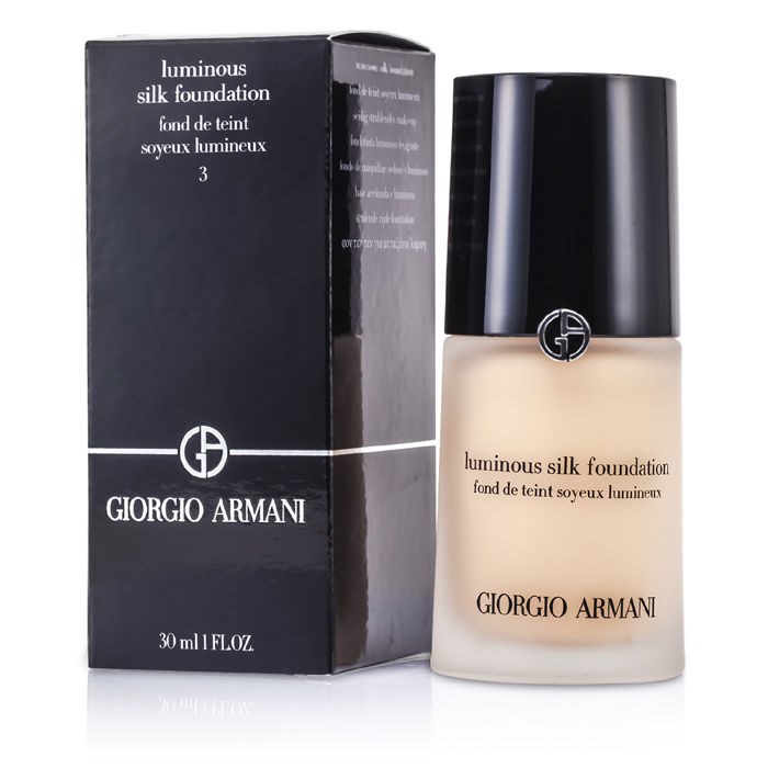 **พร้อมส่ง**Giorgio Armani Luminous Silk Foundation 30 ml. รองพื้นตัวดังในตำนานที่ได้รับการการันตีจากโมเมพาเพลิน** รองพื้นสุดบางเบา สามารถกลบริ้วรอยและรูขุมขนได้ดี ปราศจากน้ำมัน ติดทนตลอดทั้งวัน พร้อมให้ลุค ใสๆธรรมชาติ ไม่รู้สึกหนักหน้า