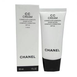 Chanel CC Cream Super Active Complete Correction SPF 50+ /PA+++ 30 ml. ครีมรองพื้นสูตร เพื่อที่สุดแห่งประสิทธิภาพสำหรับการแก้ไขจุดบกพร่อง พร้อมเอสพีเอฟ 50 พร้อมด้วยคุณค่าทั้งห้าประการ อันได้แก่ สีผิวที่ดูสม่ำเสมอ, ผิวชุ่มชื้น, แก้ไขลดเลือนจุดบ
