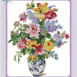 แจกันดอกไม้ Porcelain vase (พิมพ์ลาย)