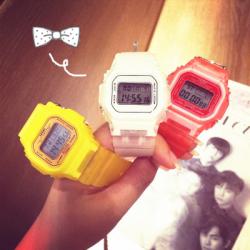 WATCH  นาฬิกาข้อมือแฟชั่น แฟชั่นนาฬิกาข้อมือดิจิตอล สินค้าแฟชั่นสำหรับผู้หญิง สไตล์เกาหลี candy  color  watch