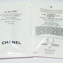 **พร้อมส่ง**Chanel Le Blanc Light Creator Brightening Makeup Base SPF40 PA+++ # 10 Rosee ขนาดทดลอง 2.5 ml. เบสที่ช่วยปรับโทนสีผิวตามธรรมชาติให้สว่างเรียบเสมอกัน ลดรอยตำหนิ เครื่องสำอางติดทนนานยิ่งขึ้น และช่วยให้ผิวเปล่งประกายเป็นธรรมชาติได้ยาวนานถึง 8 ชั่