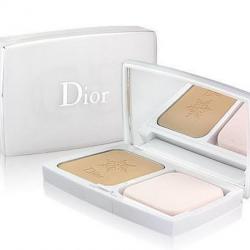 **พร้อมส่ง**Christian Dior Diorsnow Compact White Reveal Pure & Perfect Transparency Makeup SPF30 PA+++ ตลับจริง 13g. แป้งรองพื้นสูตรมีเม็ดสี Water Light ที่ทำให้สีผิวของคุณกระจ่างใสขึ้นและสม่ำเสมออย่างสมบูรณ์แบบ เรียบเนีย และเปล่งประกายทันที จุดกำเนิ