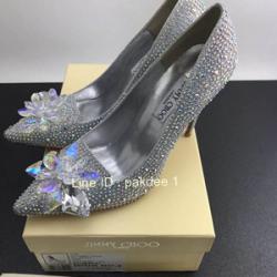 Cinderella shoes จากแบรนด์ Jimmy choo รองเท้าในฝันของสาวๆ รุ่นใหม่งานสวยมาก