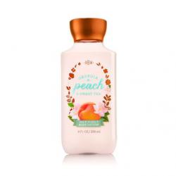 **พร้อมส่ง**Bath & Body Works Georgia Peach & Sweet Tea Shea & Vitamin E Body Lotion 236 ml. โลชั่นบำรุงผิวสุดพิเศษ กลิ่นหอมหวานของลูกพีช ผสมกลิ่นใบชา หอมหวานไม่ซ้ำใครคะ