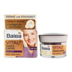 Balea Vital+ Intensive Day Cream SFF 15 ขนาด50ml. ครีมบำรุงผิวหน้าสำหรับตอนกลางวัน สำหรับอายุ 50 ปีขึ้นไป พร้อมค่าปกป้องแสงแดด SPF15 อุดมไปด้วยสารสกัดจากรอยัลเยลลี (นมผึ้ง), Vitamin B3 และแคลเซียม ที่ช่วยเพิ่มการทำงานของเซลล์ผิวตามธรรมชาติให้ค