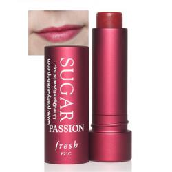 Fresh Sugar Passion Tinted Lip Treatment Sunscreen SPF 15 ขนาด 4.3 g. ลิปทินท์บำรุงริมฝีปากสูตรเข้มข้น ทำให้ความชุ่มชื้นแก่ริมฝีปาก มอบความเรียบเนียนและยังช่วยป้องกัน ริมฝีปากจากการทำลายของแสงแดด มาพร้อมกับเฉดสีแดงระเรื่อ