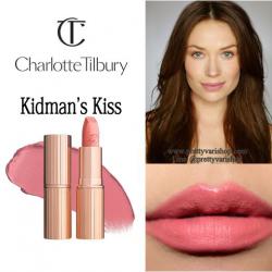 **พร้อมส่ง**Charlotte Tilbury K.I.S.S.I.N.G Lipstick สี Kidman's Kiss ลิปสติกเนื้อเนียนนุ่มที่มาในแพคเกจสุดหรู สีสวยมากเหมาะสำหรับผิวของสาวเอเซีย โดยเมคอัพอาร์ตทิสอย่าง Chalotte Tilbury เคลมว่าเป็นลิปสติคเนื้อดี เม็ดสีแน่นและติดทนนาน อีกทั้งไม่ทำให้ร