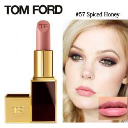 **พร้อมส่ง**Tom Ford Lip Color #57 Spiced Honey 3 g. ลิปสติกเนื้อครีม ที่มีความทึบแสงสูงสามารถกลบสีเดิมของริมฝีปากได้ 100%พิกเม้นท์สีเข้มข้นเนื้อลิปนุ่ม เนียน ละเอียด เกลี่ยง่าย ทาออกมาแล้วให้สีเรียบเนียนสม่ำเสมอและไม่เป็นคราบระหว่างวัน