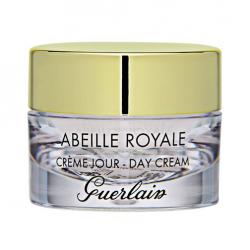 GUERLAIN Abeille Royale Day Cream ขนาดทดลอง 7 ml. ครีมบำรุงผิวหน้าล้ำลึกสำหรับกล่างวันเข้าฟื้นบำรุงผิวให้มีความกระจ่างใส ลดเลือนริ้วรอย ช่วยให้ผิวกระชับขึ้นอย่างสังเกตเห็นได้กลิ่นหอมหวานละมุนจากน้ำผึ้ง ผสานกับกลิ่นดอกไม้หอม และสมุนไพรสดด้วยเนื