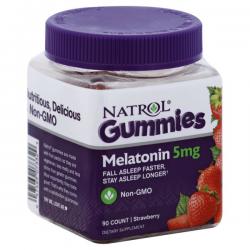 Natrol Gummies Melatonin 5 Mg 90 Strawberry Gummies ของแท้จาก US 100% วิตามินเมลาโทนินแบบกัมมี่ รสสตรอเบอร์รี่ ระดับความเข้มข้นสำหรับผู้เริ่มทาน ช่วยทำให้รู้สึกผ่อนคลาย นอนหลับง่ายขึ้น หลับสบายไม่ตื่นกลางดึก ตื่นมาสมองปลอดโปร่ง ช่วยให้อา
