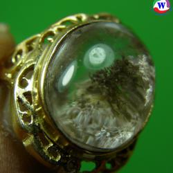 แหวนทองเหลืองหญิง เบอร์ 54 แก้วโป่งข่ามนำโชคชนิดแก้วปวก 3 สี มีไหมเงินเส้นยาว