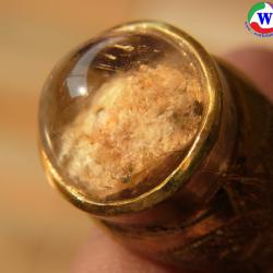 แหวนทองเหลือง เบอร์ 67 ครึ่ง แก้วโป่งข่ามชนิดแก้วปวกฟูสีชมพูโอลโรส รูปลักษณ์รูปภูเขายอดแหลม