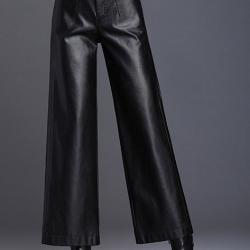 พรีออเดอร์ กางเกงหนัง ขายาว ขาบาน ทรงห้าส่วน ใส่กันหนาว ในต่างประเทศได้ สี ดำ