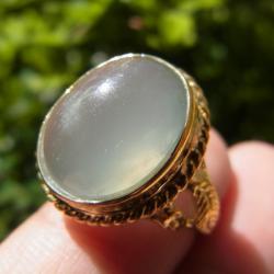 แหวนทองเหลืองหญิง เบอร์ 55 ครึ่ง แก้วโป่งข่ามชนิดแก้วหมอกมุงเมือง