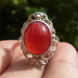 แหวนแก้ววิทรูย์สุริยะประภาสีแดง เบอร์ 57 ครึ่ง ตัวเรือนเงินแท้ ลายไทย